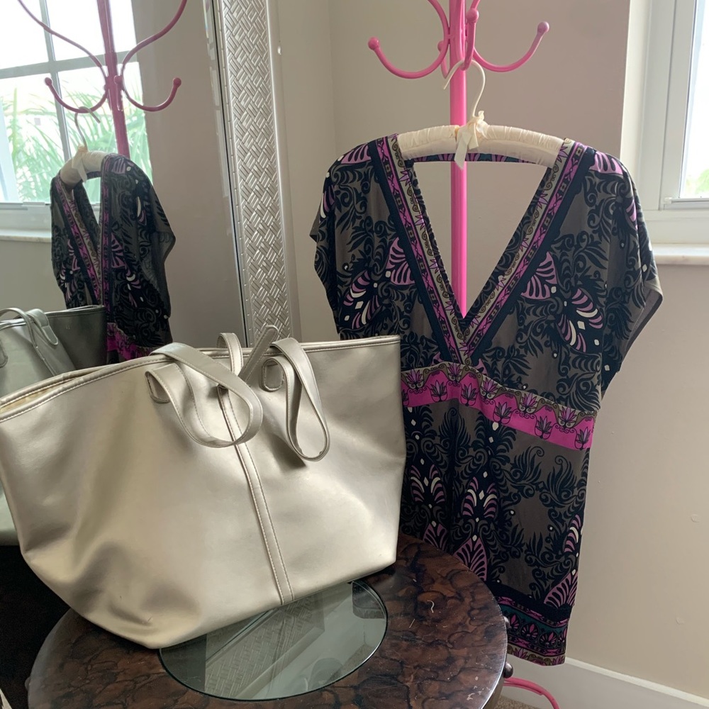 Gorgeous cover up, tunic or mini dress